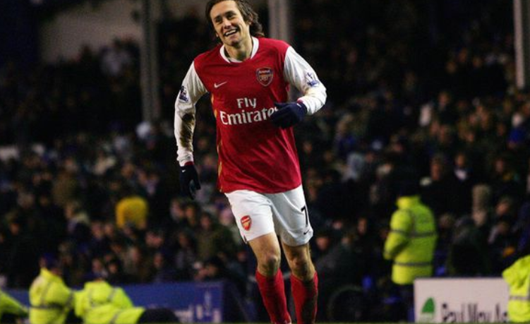 上海双雄3人离队加盟云南 前国脚徐新在列