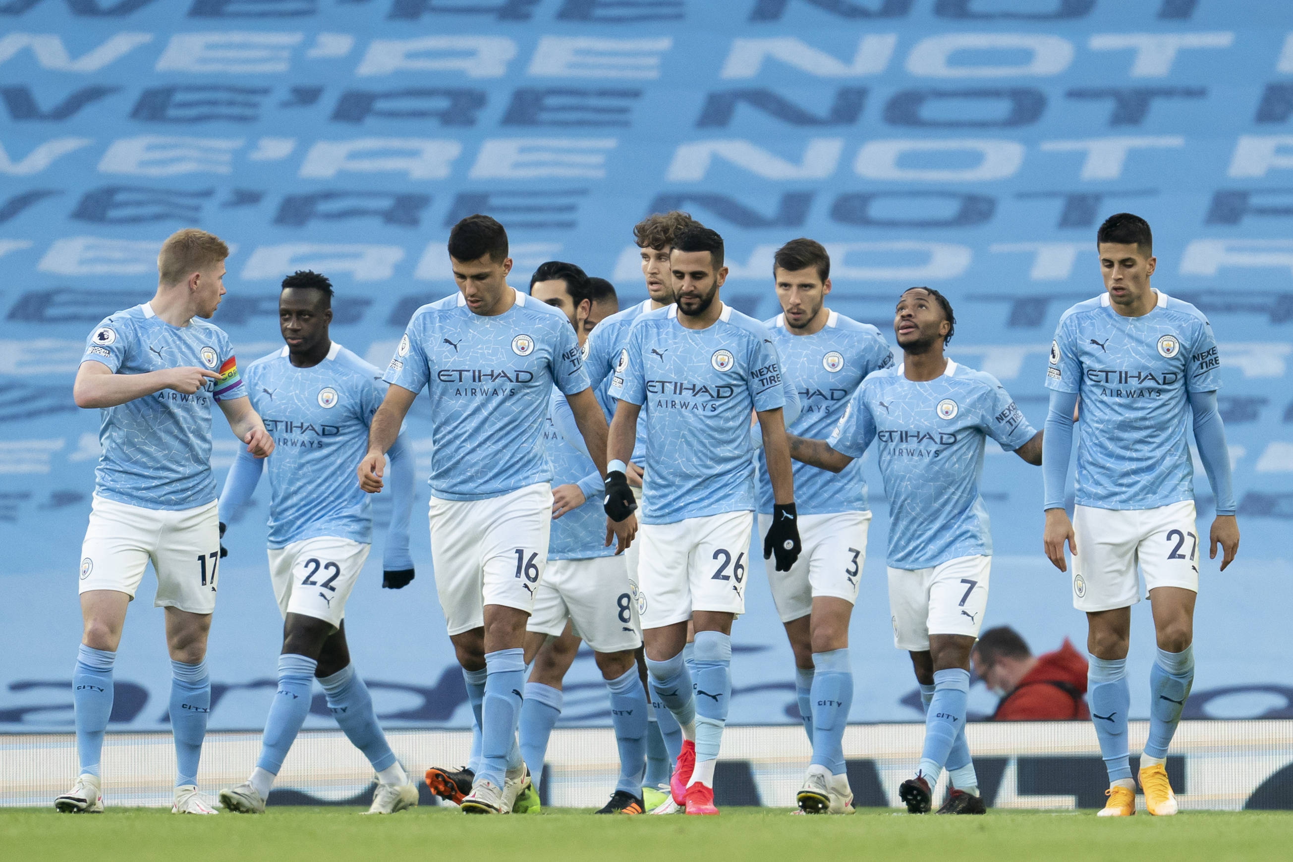 福登：不会太关注阿森纳；我觉得曼城已适应德布劳内离队；