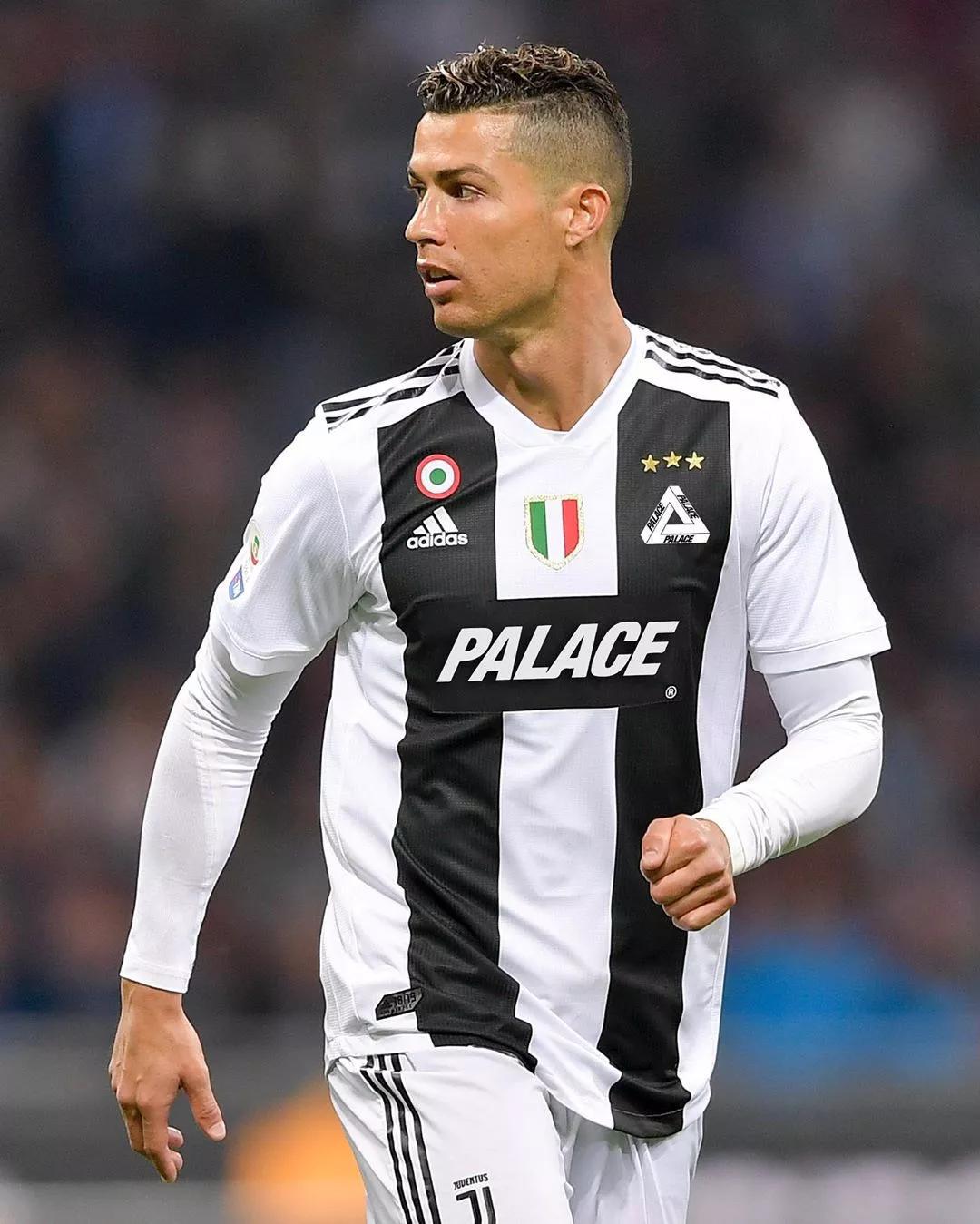 [NBA-湖人] 23胜12负，一打强队就崩？湖人再次惨败马刺