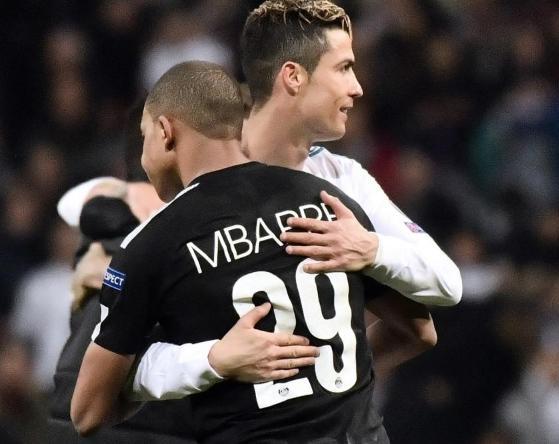 年赚14亿的国民级爆款，终于进军小游戏赛道 ｜ 休闲新游周报