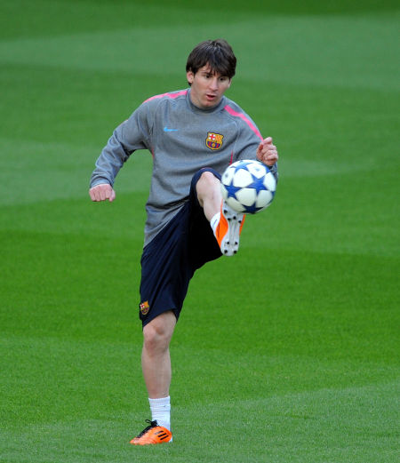 《守望先锋2》新英雄斩仇先行体验开启 系列首位近战英雄